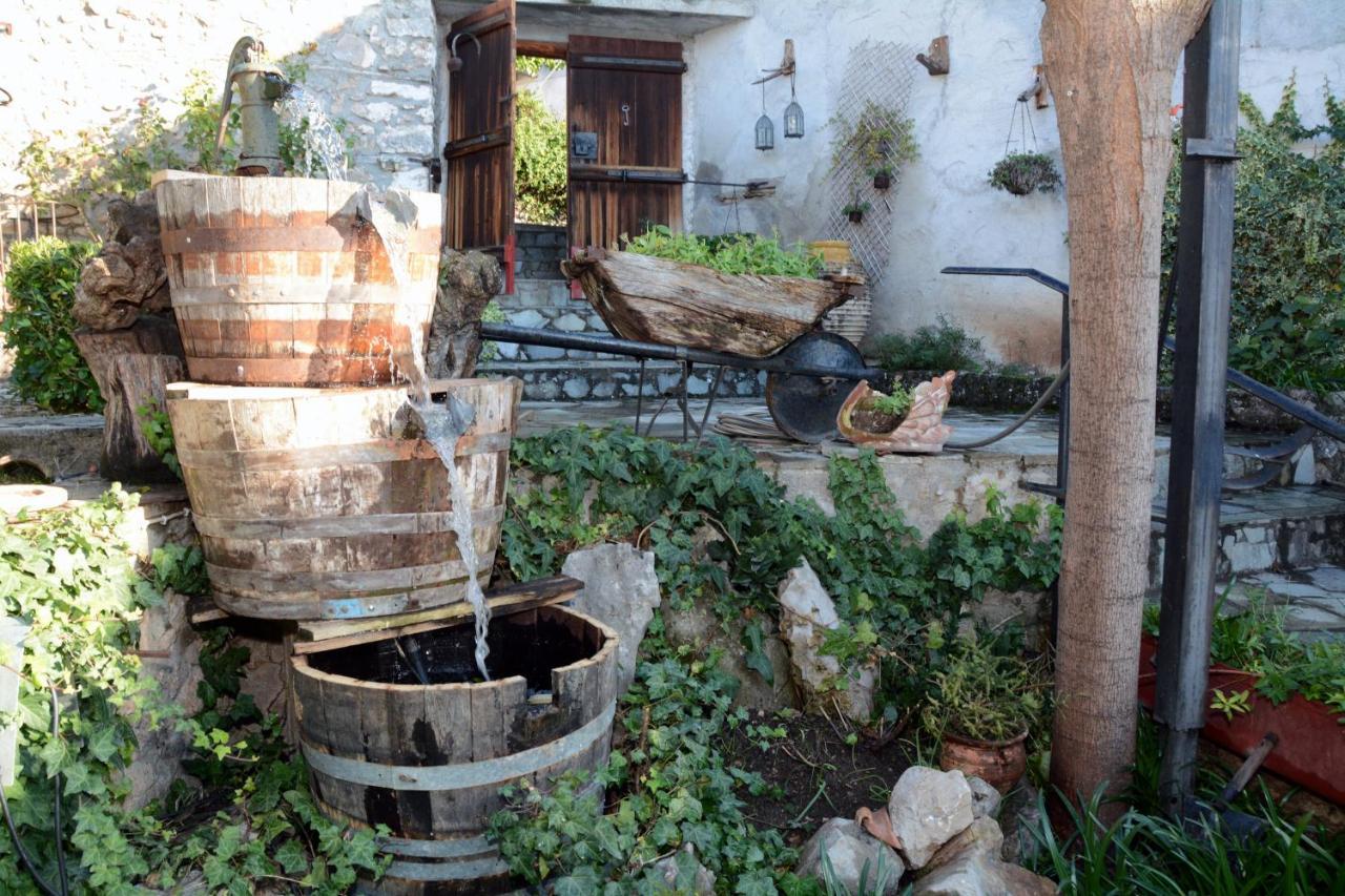 Giorgos' & Noula'S Cottage In Desfina Village- Near Delphi Zewnętrze zdjęcie